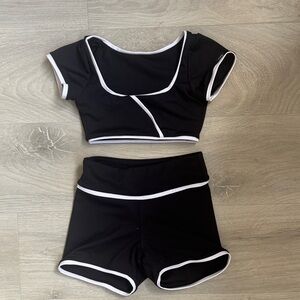 Tiger Friday Size CXL Kids Black and White Matching Set